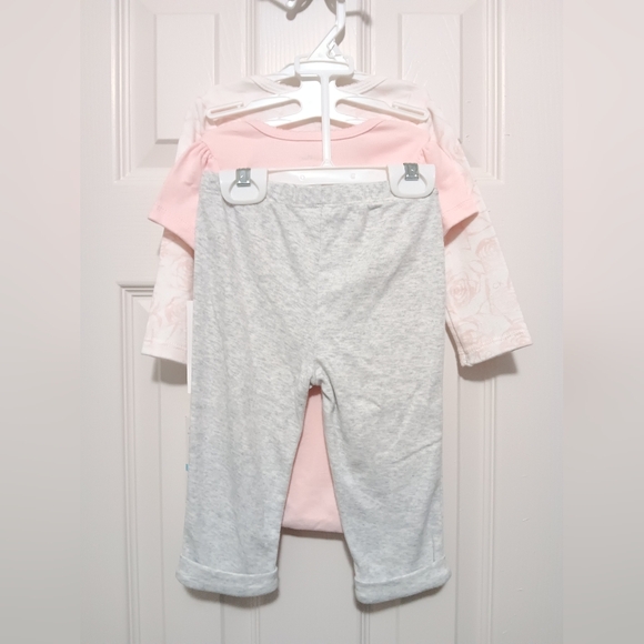 3pc Calvin Klein baby pink short & long sleeve bodysuitwith grey pants Size:3/6M - Picture 12 of 15
